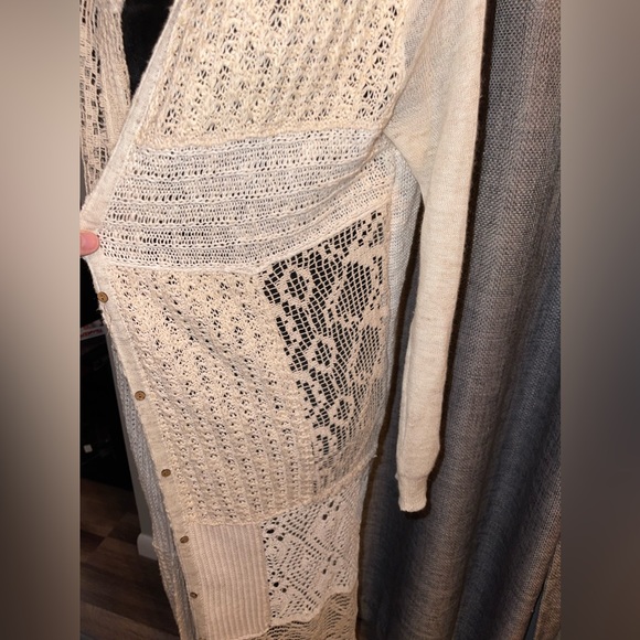 Free People Long Crochet / lace hooded sweater, cardigan, jacket Size S BNWOT - Picture 3 of 7